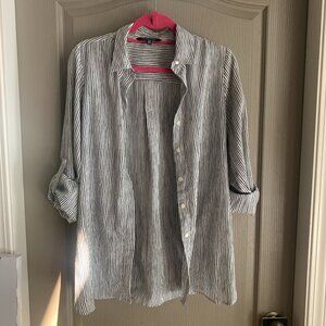Ellen Tracy Striped Button-Up Shirt Size M – Classic Workwear Staple